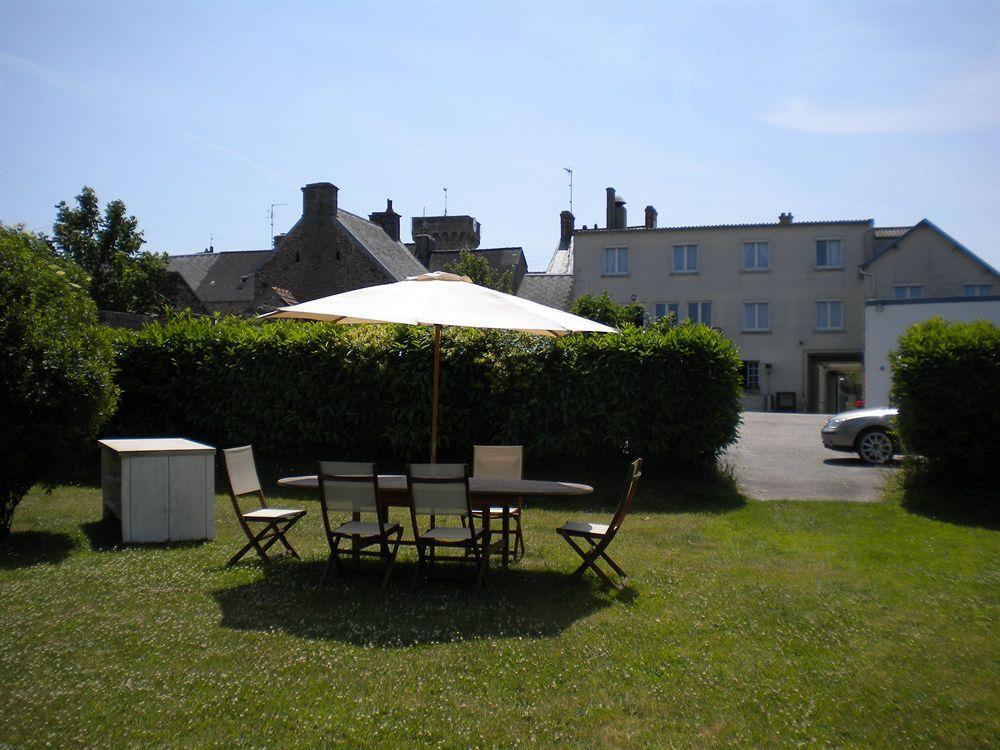 Hotel De Paris Barneville-Carteret Bagian luar foto