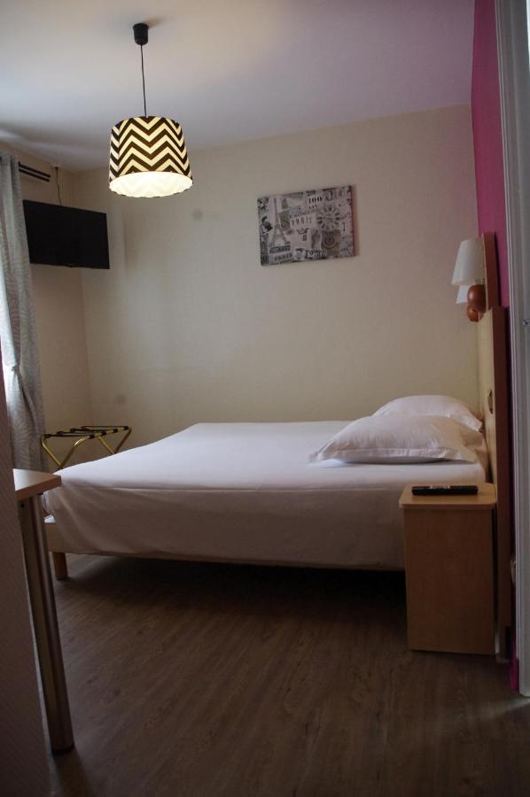Hotel De Paris Barneville-Carteret Bagian luar foto